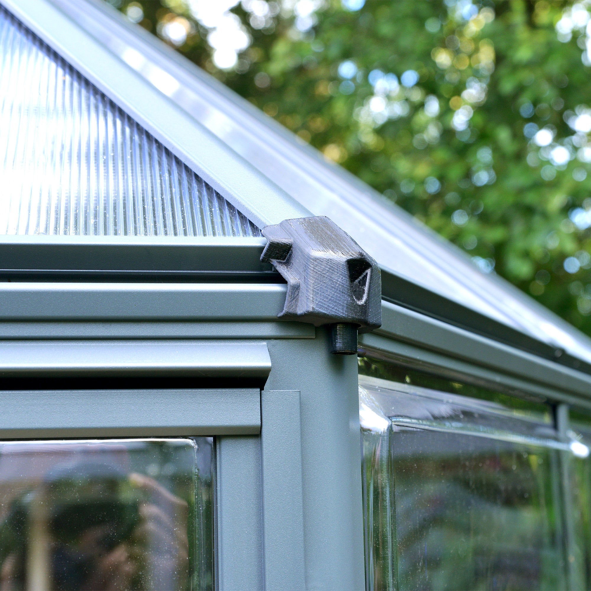 Palram Canopia Oasis Hexagonal Greenhouse