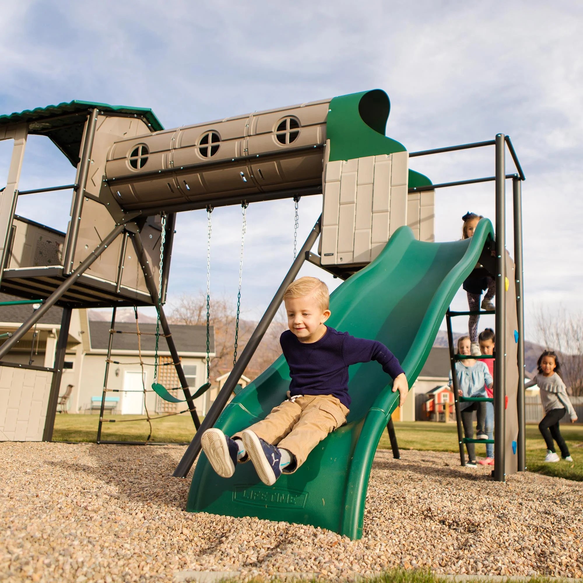 Kid'S Adventure Tunnel Swing Set with Clubhouse, Belt Swings and Climbing Wall (91134)