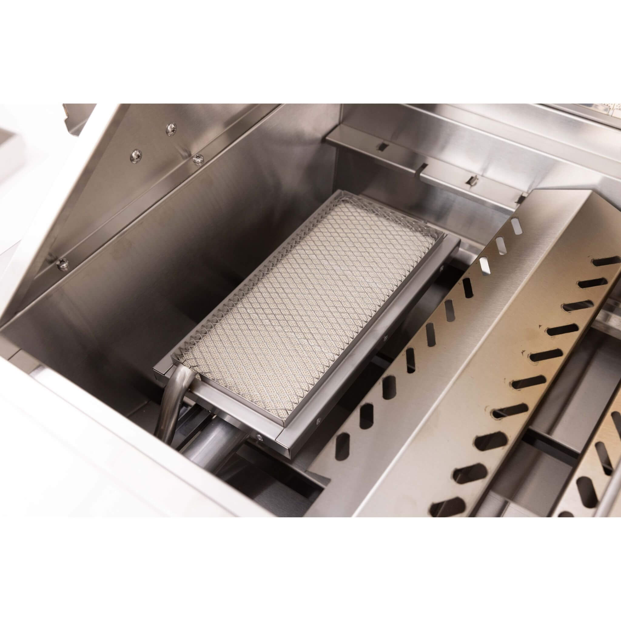 Premium Outdoor Kitchen With 32-Inch 60K BTU Built-In Stainless Steel LPG Gas Grill, Door And Drawer Combo And Stainless Steel Ice Box (SAK98661)